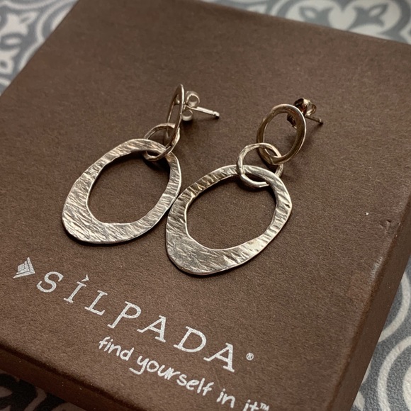 Retired & Rare SILPADA Sterling Silver oval disc post Earrings - Picture 4 of 5